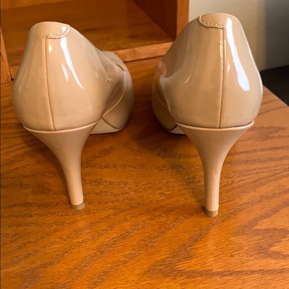 Pumps - Picture 3 of 3